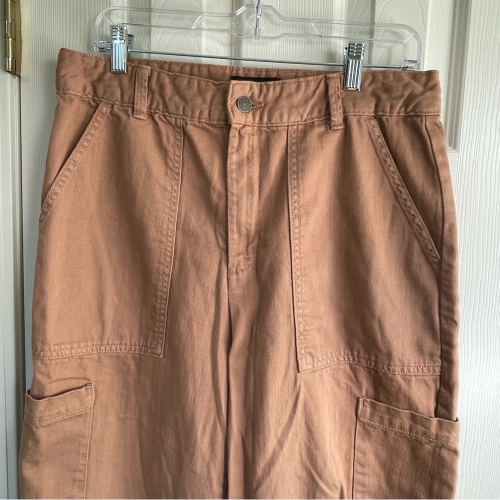 Banana Republic Tan cargo ankle length pants 10 - Picture 6 of 8
